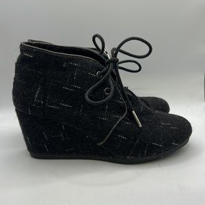 Toms Ankle Booties Wedges Boots Shoes Black White Womens Size 6